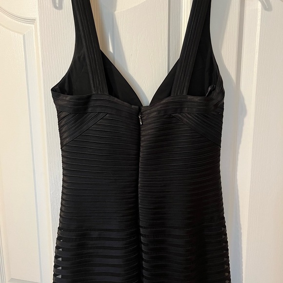 BCBG Black floor length gown. Size 6. - Picture 3 of 4